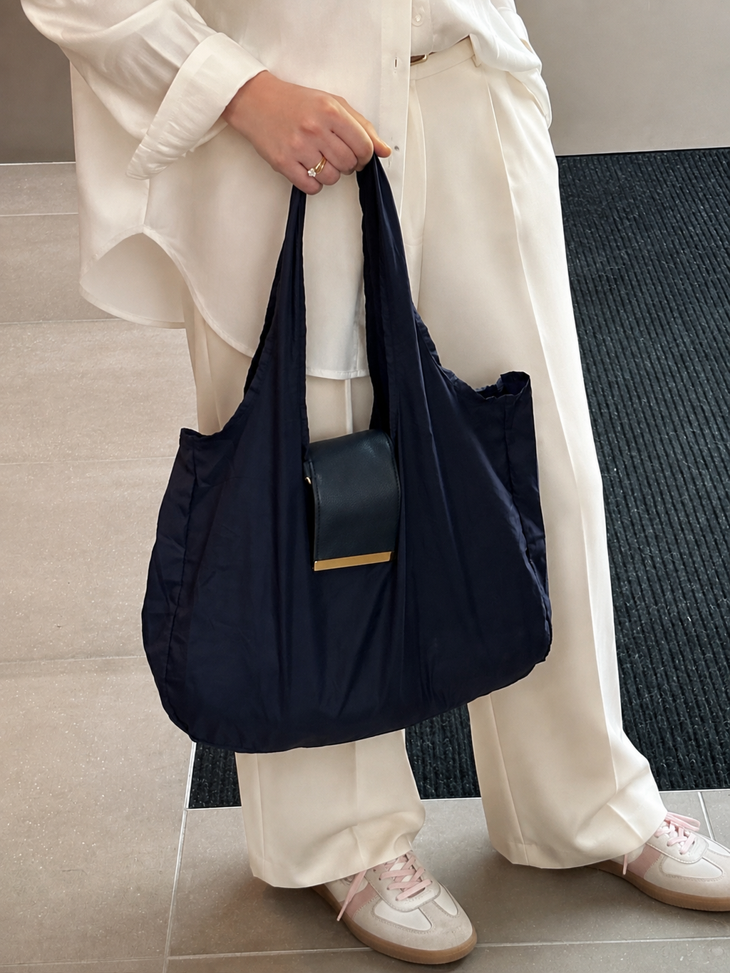 Sac porte-clés pliable bleu marine